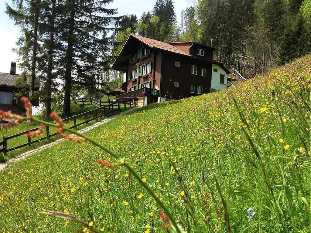 Hotel Hari Im Schlegeli Adelboden Exterior photo